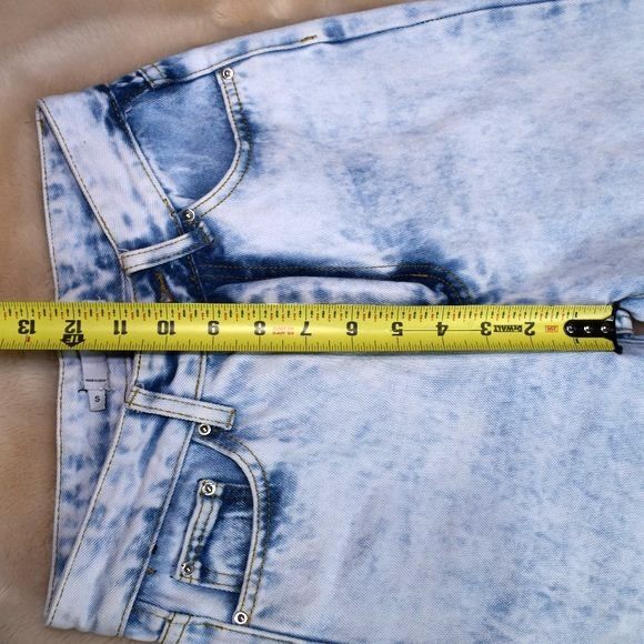 Adika White Acid Washed Denim Destroyed High Rise Jeans  Size Small - Picture 4 of 10